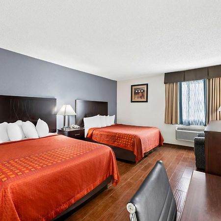 Surestay Plus Hotel By Best Western Lubbock Medical Center Экстерьер фото