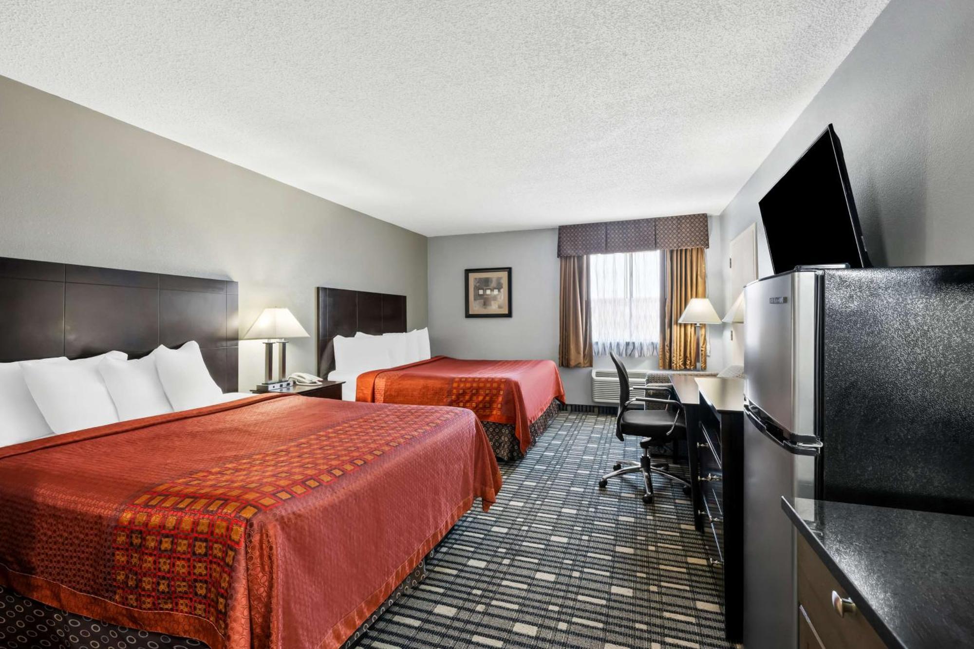 Surestay Plus Hotel By Best Western Lubbock Medical Center Экстерьер фото