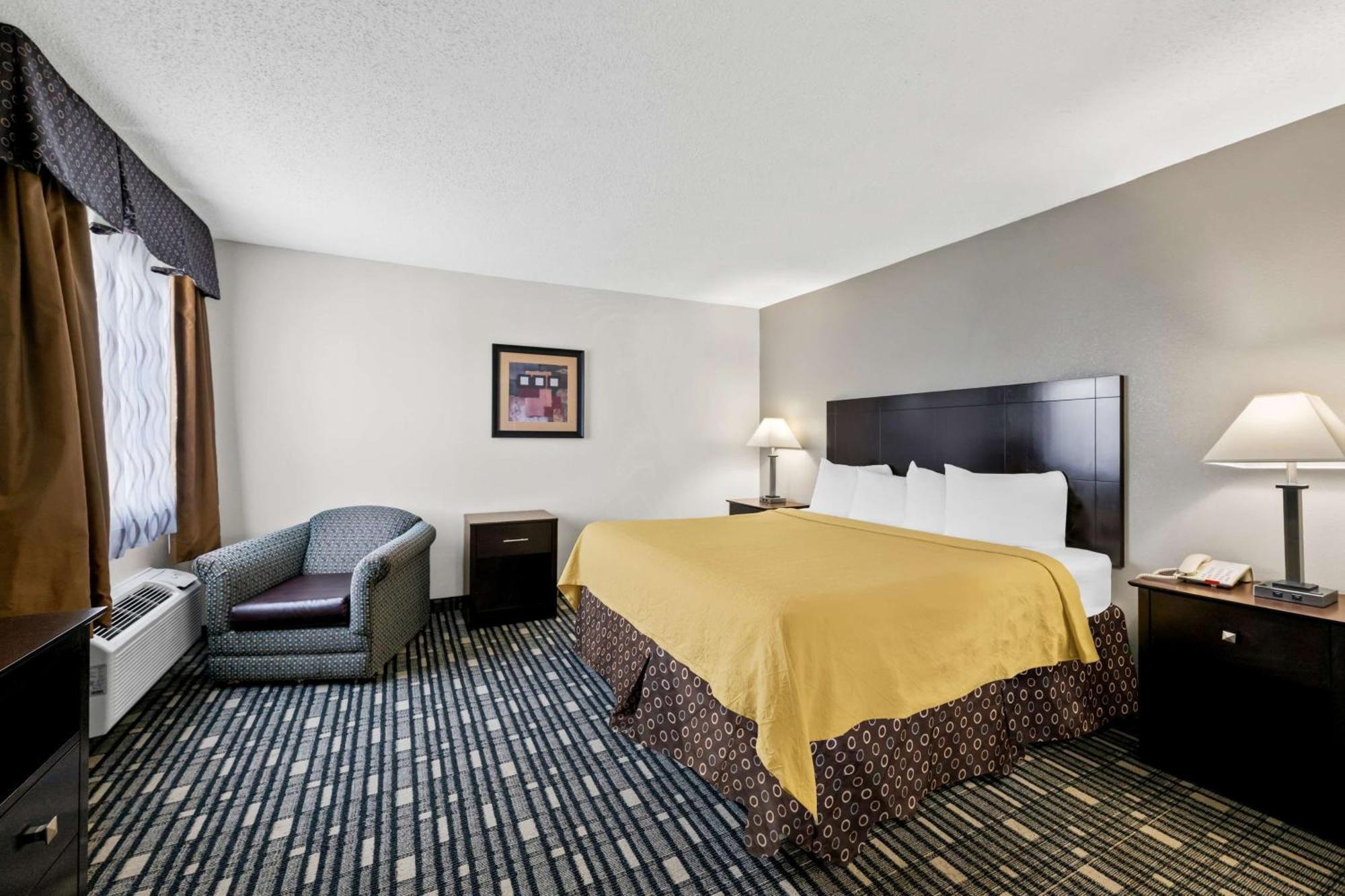 Surestay Plus Hotel By Best Western Lubbock Medical Center Экстерьер фото