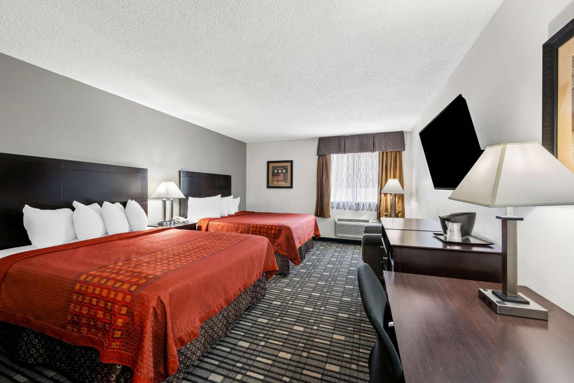 Surestay Plus Hotel By Best Western Lubbock Medical Center Экстерьер фото