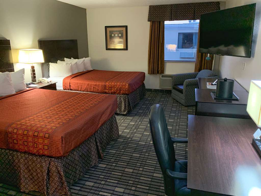 Surestay Plus Hotel By Best Western Lubbock Medical Center Номер фото